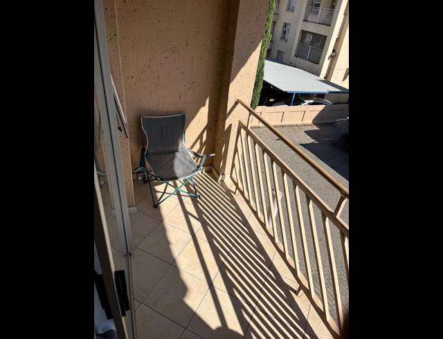 1 BEDROOM FLAT FOR SALE IN RENSBURG